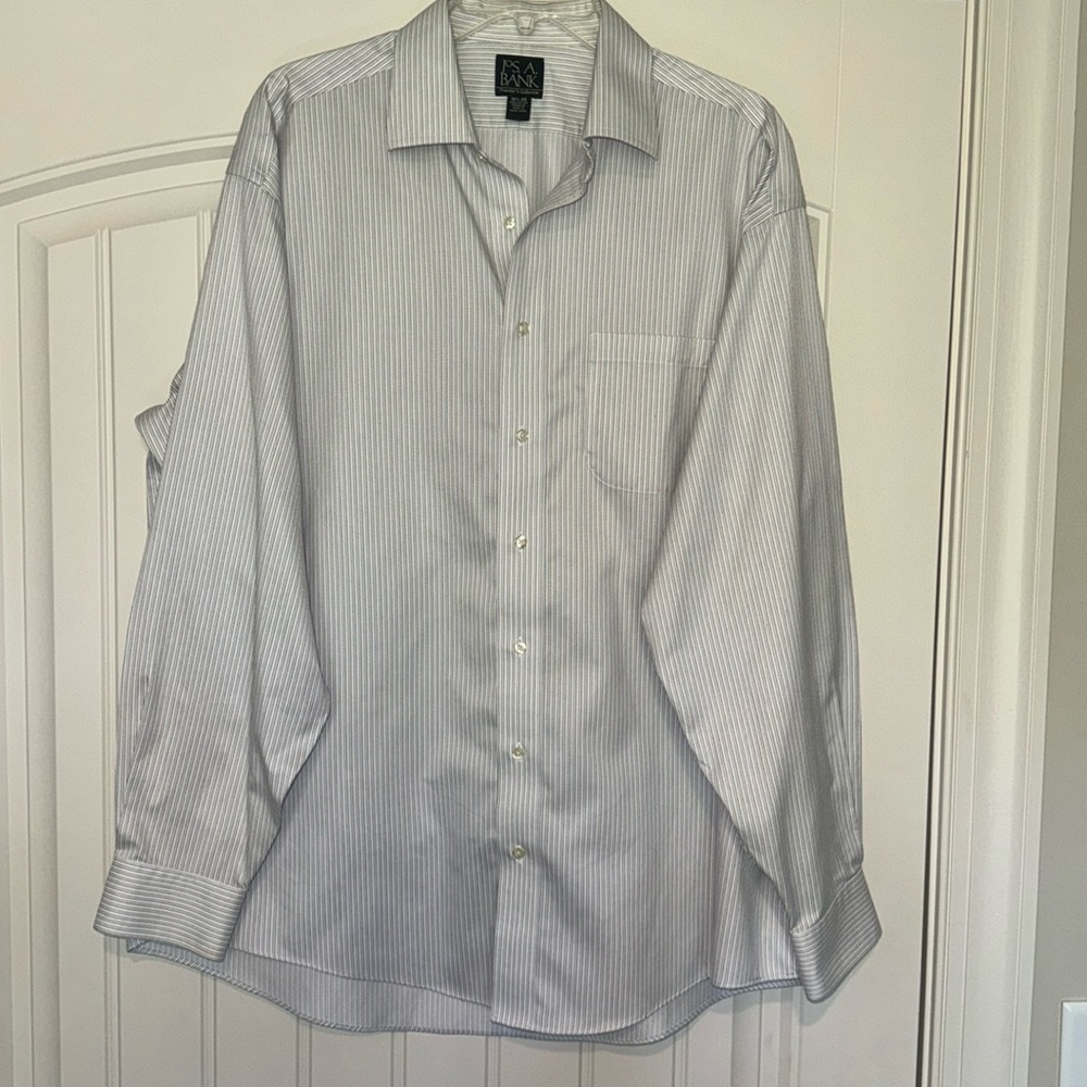 Jos A Bank Men’s Dress Shirt